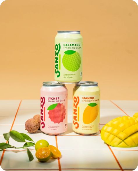 Sparkling Water Packaging, Current Graphic Design Trends, Packaging Logo, Sweet Photography, Pop Art Colors, Water Packaging, Drink Packaging, Minimalist Graphic Design, Juice Packaging