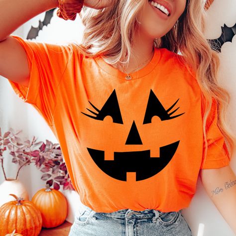 Pumpkin T Shirt, Pumpkin Face Tshirt, Jack O Lantern Sweatshirt, Pumpkin T Shirts Women, Halloween Character Print Relaxed T-shirt, Pumpkin Face, Halloween Items, Halloween Party Costumes, Pumpkin Faces