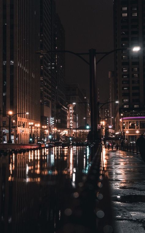 Types Of Witchcraft, Chicago Aesthetic, City Background, Dark City, Chicago Photography, City Vibe, City Wallpaper, City Street, City Photography