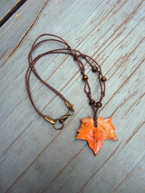 Autumn Leaf Necklace  Orange Maple Leaf Pendant  by SomeBijoux4You Fimo Clay Jewelry Pendants, Goblincore Crafts Necklaces, Necklaces For Nature, Necklaces For Autumn, Pottery Jewelry Necklaces, Polymer Clay Jewelry Pendants, Clay Jewellery Necklace, Autum Leaf Necklace, Polymerclay Necklaces