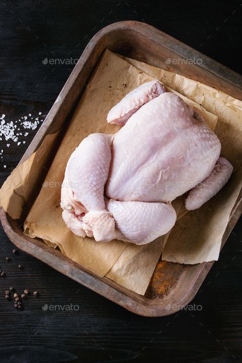 Raw uncooked chicken Dutch Oven Whole Chicken, Salsa Gravy, Keto Diet Grocery List, Broiler Chicken, Oven Tray, Keto Shopping List, Baking Hacks, Keto Grocery List, Raw Chicken