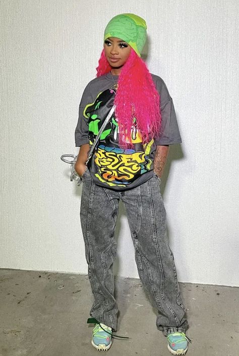 Pink Hair Fashion Outfit, Pink Hair Outfit Black Women, Outfit With Pink Hair, Pink Hair Outfit, After Prom Outfit, Androgyny Fashion, Outfit Black Women, Cute Birthday Outfits, Fits Aesthetic