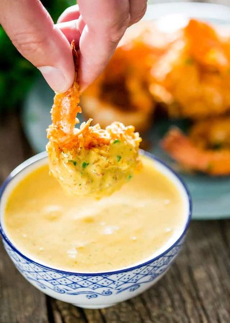 Coconut Shrimp with Spicy Mango Dipping Sauce Mango Dipping Sauce, June Recipes, Coconut Shrimp Sauce, Shrimp Dipping Sauce, Mango Recipe, Coconut Shrimp Recipes, Pies Recipes, Jo Cooks, Mango Sauce