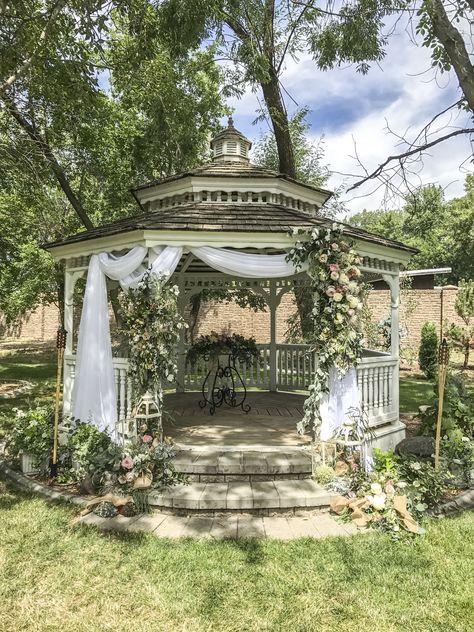 Decorated Gazebos For Weddings, Garden Wedding Gazebo, Fairytail Garden Wedding, Romantic Gazebo Ideas, Wedding Venues Gazebo, Backyard Gazebo Wedding, Engagement Gazebo, Gazebo Ceremony Decor, Garden Wedding Venue Ideas