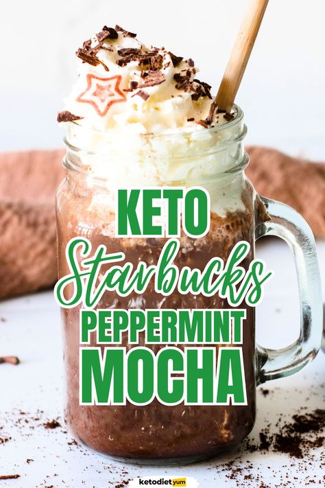 Keto Peppermint Mocha (Starbucks Copycat) Peppermint Mocha Recipe, Keto Starbucks, Starbucks Peppermint Mocha, Café Starbucks, Keto Coffee Recipe, Keto Holiday Recipes, Mocha Recipe, Keto Holiday, Low Carb Drinks