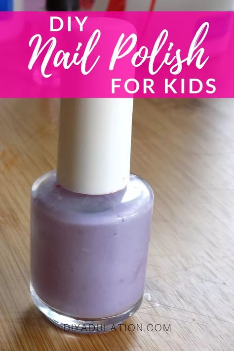 Let your little one express her creative style without fear with this peel off DIY nail polish for kids. It’s a safe way to let her explore with makeup! Peelable Nail Polish, Make Nail Polish, Make Your Own Nail Polish, How To Make Nail Polish, Toddler Nail Polish, Nail Polish For Kids, Safe Nail Polish, Polish Crafts, Kids Nail Polish