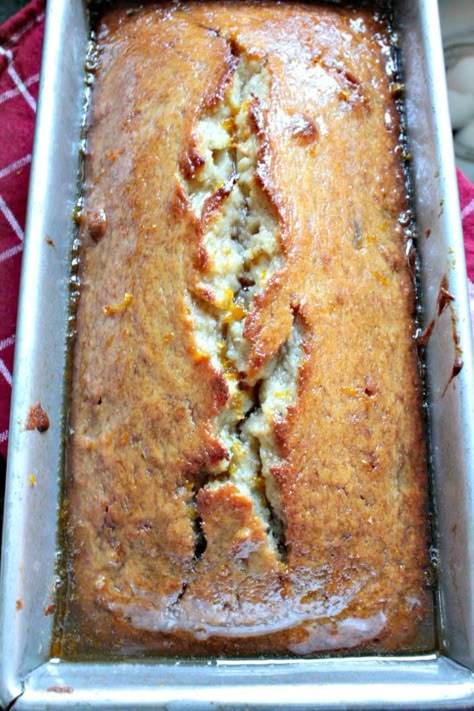 Banana Foster Bread with Rum Sauce – Must Love Home Banana Foster Bread, Bananas Foster Bread, Bread Style, Banana Foster, Rum Sauce, Banana Bread Loaf, Banana Dessert Recipes, Brunch Bread, Fruit Bread