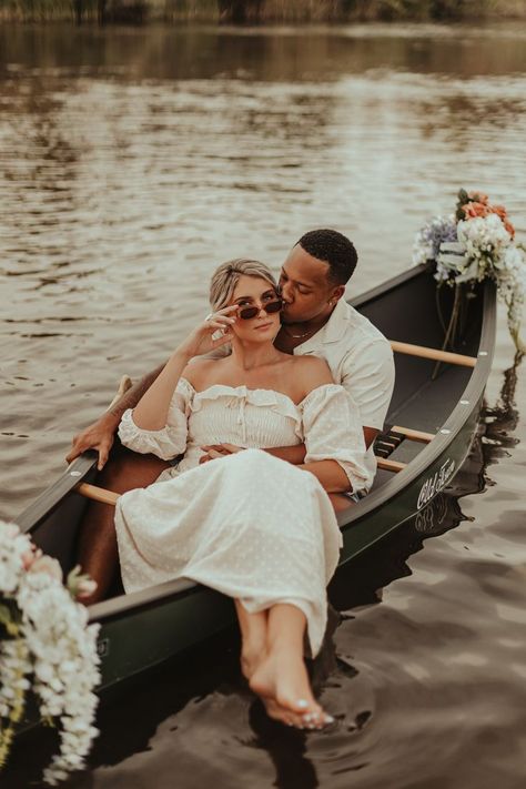 Dreamy, cottage aesthetic, canoe photoshoot, arizona wedding photographer Canoe Photoshoot, Photoshoot Arizona, Boat Engagement Photos, Canoe Wedding, Dreamy Cottage, Boat Photoshoot, Lake Photoshoot, Boat Wedding, Couple Engagement Pictures