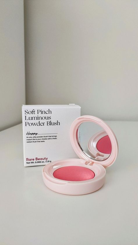 Rare Beauty Blush Powder, Rare Beauty Highlighter Aesthetic, Rare Beauty Powder Blush, Rare Beauty Powder Highlighter, Rare Beauty Pressed Powder, Wish Makeup, Peachy Makeup, Rare Beauty Blush, Makeup Vs No Makeup