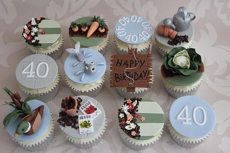 Vanilla cupcakes with Home-made Strawberry Jam Filling for a 40th Birthday Boy who Likes Gardening & Fishing. Cx Fishing Cakes, Fishing Theme Party, Fishing Cupcakes, Fathers Day Cupcakes, Fishing Cake, Fondant Ideas, Cupcakes For Men, Spring Cupcakes, Pop Cakes