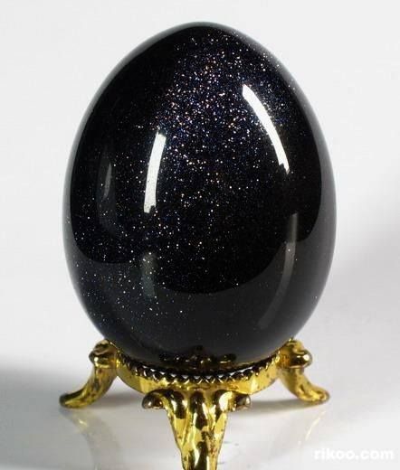 Lelouch's Dragon Egg Tom Marvolo Riddle, Fairy Egg, Blue Sand Stone, Dragon Eggs, Sand Stone, Crystal Egg, Lord Voldemort, Pretty Rocks, Faberge Eggs