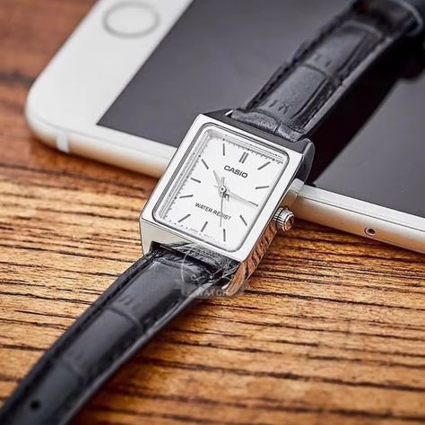 Casio Rectangular Watch, Casio Square Watch, Omega Seamaster James Bond, Square Watches, Rectangular Watch, Jaeger Lecoultre Reverso, Omega Seamaster Planet Ocean, Cartier Tank, Square Watch