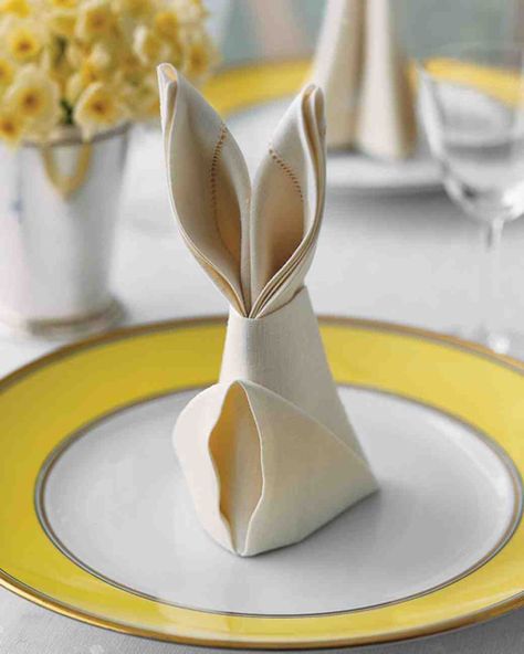 Bunny Fold for Napkins Bunny Napkin Fold, Diy – Velikonoce, Folding Napkins, Napkin Art, Modern Easter, Napkin Folds, Easter Napkins, Bunny Napkins, Here Comes Peter Cottontail