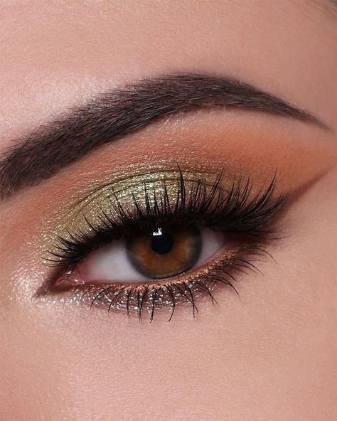 Green Wedding Eye Makeup, Sage Green And Gold Eye Makeup, Pista Colour Eye Makeup, Green Makeup Eyeshadow, Green Cheer Makeup, Light Green Lehenga Makeup Look, Green Brown Eye Makeup, Golden Green Eyes, Green And Orange Makeup Looks