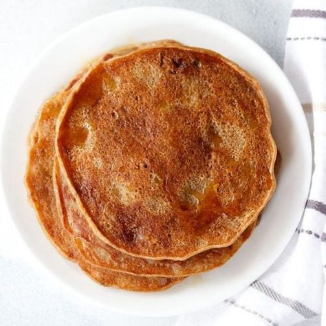 Eggless Banana Pancakes Recipe (Healthy & Vegan) Banana Recipes Eggless, Pancakes Recipe Healthy, Eggless Banana Pancakes, Vegan Banana Pancakes, Ripe Banana Recipe, Healthy Pancake Recipes, Banana Pancakes Recipe, Pancakes Healthy, Vegan Banana