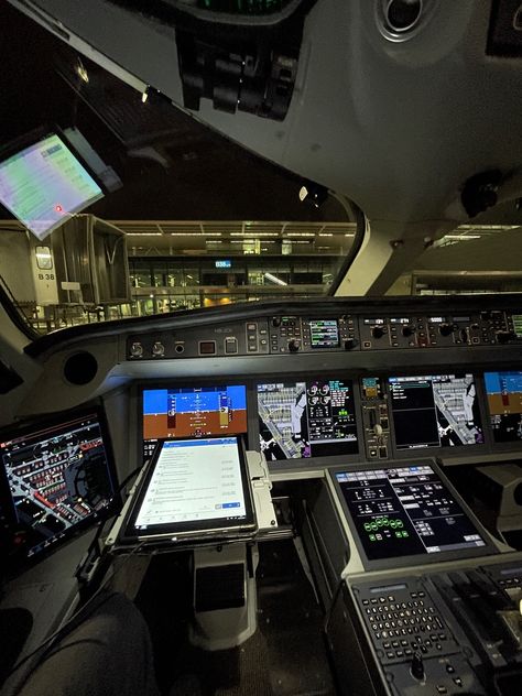 all by sinankaufmann. Private Jet Cockpit, Pilot Student, Plane Cockpit, Pilots Quotes Aviation, Pilot Aesthetic, Jets Privés De Luxe, Airplane Mechanic, Pilot Career, Private Jet Plane