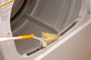 With time and use, dryers may accumulate disagreeable odors that leave your laundry smelling less than clean. The odors can originate in the lint system or in the drum itself, where they will intensify when exposed to the heat and warmth of wet laundry. Deodorizing a smelly dryer is simple to do and should be done twice yearly as part of routine... Cleaning Painted Walls, Clean Clothes, Glass Cooktop, Deep Cleaning Tips, Remove Stains, Clothes Dryer, Household Cleaning Tips, Clean Dishwasher, Diy House