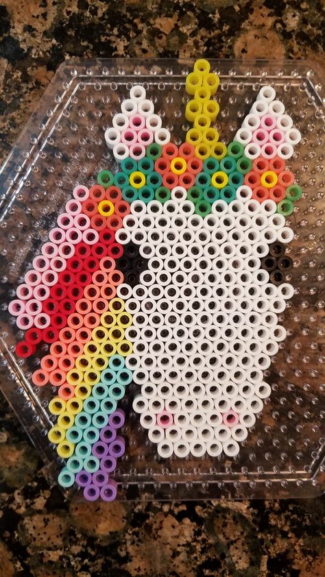 Bead Unicorn, Perler Bead Designs, Easy Perler Bead Patterns, Melty Bead Patterns, Fuse Bead Patterns, Beads Design, Unicorn Crafts, Hama Beads Design, Perler Bead Templates