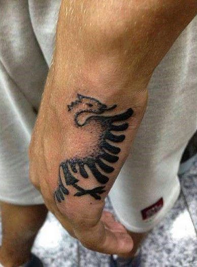 ALBANIAN TATTOOS - Facebook Albanian Tattoo Ideas, Albanian Eagle Tattoo, Albania Tattoo, Illyrian Tattoo, Albanian Tattoo, Eagle Tattoo Design, Simple Wave Tattoo, Tattoo Arrow, Tattoo Homme