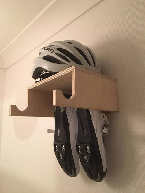 Handmade birch ply bike rack. Easy to install, perfect bike storage solution. Perfect for small house or flat or just a handy storage solution. Simplistic design which works perfectly! Fits bikes with bar width of 44 cm or under but can be made to custom sizes Simple hooks for holding Bike Storage Design, Bike Storage Apartment, Diy Bike Rack, Indoor Bike Storage, Simple Bike, Wall Mount Bike Rack, Bike Shelf, Bike Rack Wall, Bike Storage Garage