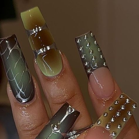 Nice Acrylic Nails Design, Nail Ideas Maximalist, Maximalist Nails Fall, Nail Inspo Trendy 2024 Fall, Fall Maximalist Nails, Funky Square Nails, Brown And Silver Nails, Nails Line Design, Square Design Nails