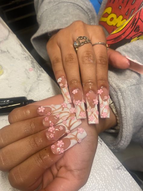 Japanese Cherry Blossom Nails, Blossom Nails, Cherry Blossom Nails, Cherry Blossom Painting, Curved Nails, Red Acrylic Nails, Nails Tips, Grunge Nails, Really Cute Nails