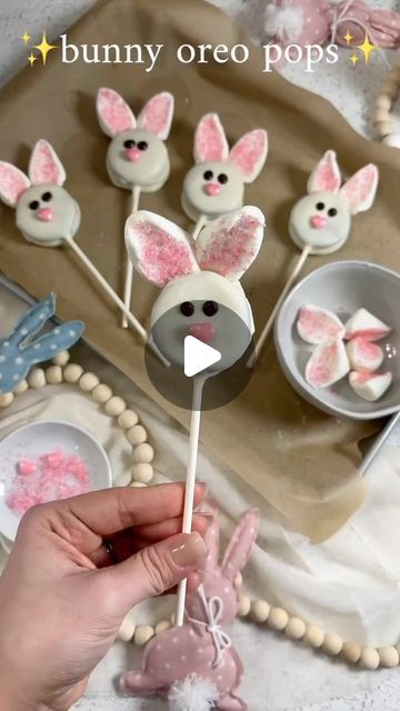 @solentodo on Instagram: "🐇Easter Oreo cookies shaped like bunnies are great for adding a festive touch to your Easter celebrations. 

They’re also a fun and easy treat to make with kids, perfect for Easter baking activities. 

-
-
-
Video credit: @downrosemaryroad 
-
-
-
#easter #oreo #chocolate #baking #insta #fyp ##wednesday #cooking #dessert #bunny 

Would do to these cookies?" Easter Oreo Cookies, Easter Oreos, Rabbit Cookies, Oreo Pie, Easy Treats To Make, Diy Treats, Bunny Cookies, Melting White Chocolate, Easter Baking