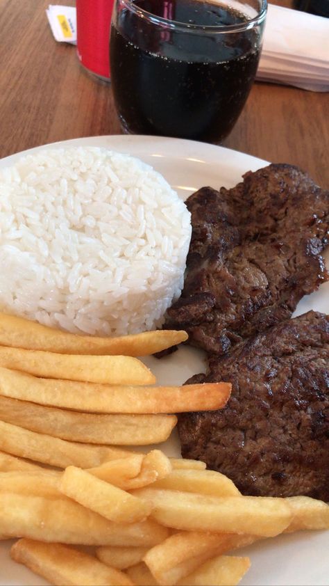 Food, meat, french fries, rice, steak, ribs, dinner, lunch, Instagram, story, stories Steak And Rice Aesthetic, Lunch Fake Story, Lunch Instagram Story, Rice With Steak, Comidas Fake Story, Dinner Story, Steak Rice, Lunch Aesthetic, Steak And Rice