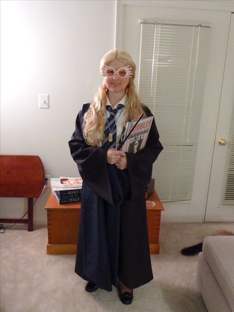 Luna Love Good Costume, Luna Lovegood Halloween Costume, Luna Lovegood Cosplay, Hogwarts Costume, Luna Costume, Hermione Costume, Luna Lovegood Costume, Harry Potter Kostüm, Inspired Costumes