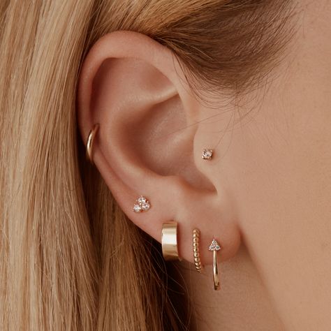 Ear Piercing Ideas Simple, Elegant Piercings, Bestselling Earrings, Minimalist Ear Piercings, Ear Piercings Chart, Compass Jewelry, Helix Piercings, Cool Ear Piercings, Pretty Ear Piercings