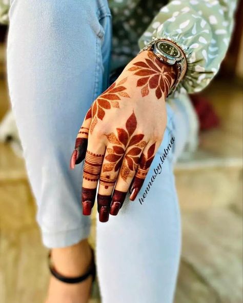 Henna Or Mehndi in Urdu Culture of centrl asia India Pakistan Turkish Africa Arab Countries Wedding Eid Speical #mehndi #henna #wedding #hennaart #hennaartist #mehndidesigns #hennatattoo #mehendi #mehndidesign #hennadesign #mehndiartist #hennadesigns #mehndiart #bride #bridalhenna #hennainspire #art #hennalove #indianwedding #bridalmehndi #bridal #mehandi #love #hennawedding #pakistaniwedding #hennainspo #mehndilove #whitehenna #mehndibride #hennainspiration #fashion #wedding #aesthetic #mehndi 3d Mehendi, Hina Designs, Aesthetic Mehndi, Short Mehndi Design, Arab Countries, Bridal Mehandi, Caricature Wedding, Henna Wedding, Legs Mehndi Design