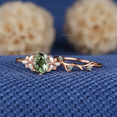 Cottagecore Engagement Rings, Vintage Gold Flower Ring, Cottagecore Engagement Ring, Cottagecore Wedding Ring, Nature Wedding Rings, Forest Wedding Ring, Fairy Engagement Ring, Engagement Rings Green, Nature Inspired Engagement Rings