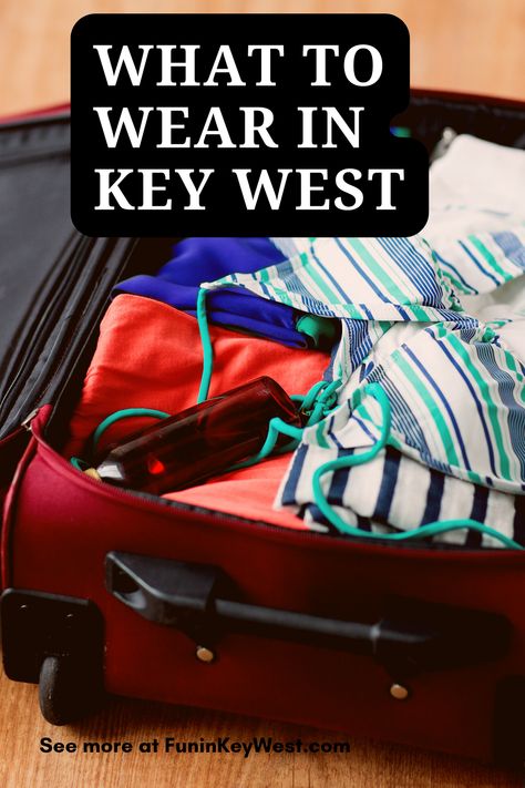 Ever wondered what you should pack for your Key West vacation? Here's the best list of what you will need. What To Wear In Key West In February, Casual Key West Outfits, Florida Keys Aesthetic Outfits, Vacation Outfits Key West, Key West Outfits What To Wear, Key West Outfit Ideas Vacation, Packing For Key West Florida, What To Wear To Key West Outfit Ideas, Florida Keys Outfit What To Wear