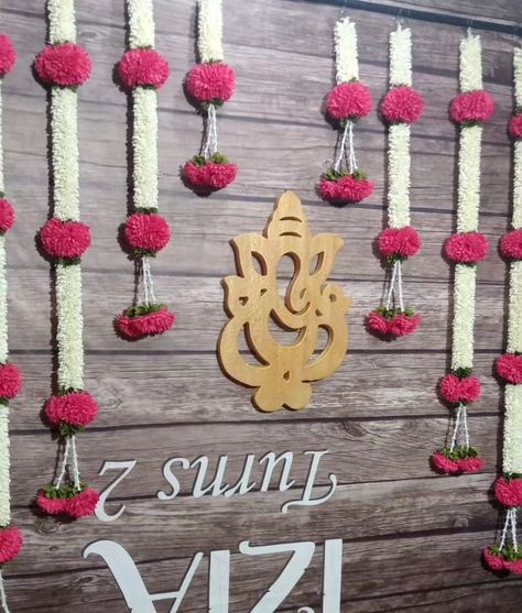 *Fabric Backdrop set* 🥳🥳🥳🥳🥳👆👆 *+ Ship* Size: 1.5 feet to 5 feet 5 clrs avail #fabricdecoration #fabricbackdrop #fabricdoortoran #fabrichangings #solawoodstrings #fabricgarland #garland #UI194030NFSHAND Cloth Garland, Toran Designs, Flowers Garland, Beach At Night, Artificial Garland, Wedding Design Decoration, Fabric Garland, Crafts Room, Diy Crafts Room Decor