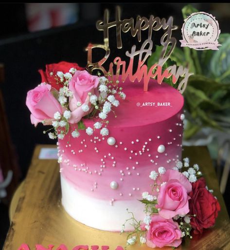 Cake Designs For Women Mom, Elegant Cake For Woman, Flower Birthday Cakes For Women, Cake Designs 50th Birthday Women, Pink Birthday Cakes For Women, Flower Birthday Cake For Women, Magenta Birthday Cake, Buttercream Cake Designs Birthday Women, 40th Birthday Cake For Women Simple