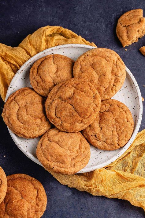 Vegan Pumpkin Snickerdoodles, Vegan Fall Dessert, Vegan Snickerdoodles, Baking Vegan, Pumpkin Snickerdoodles, Vegan Pumpkin Spice, Vegan Pumpkin, Vegan Treats, Seasonal Recipes