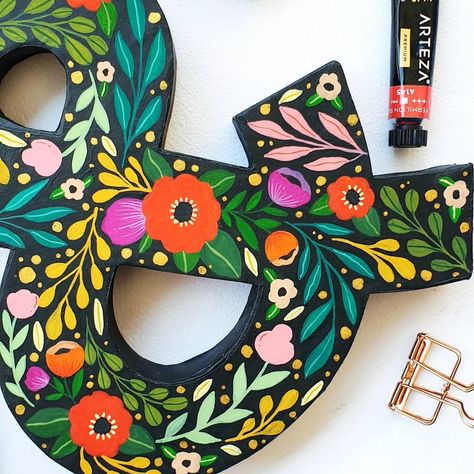 Floral Ampersand, Ampersand Art, Gouache Painting, Art Teacher, My Favorites, Halloween Wreath, Be Still, Graphic Design, Floral