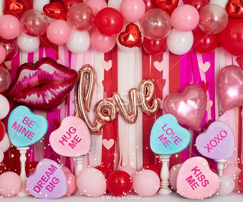 Valentines Day Pop Up Shop, Valentines Balloon Backdrop, Sweetheart Dance Decorations, Valentines Photo Booth Backdrop, Valentine Display Ideas Retail, Valentine’s Day Backdrop, Valentines Balloon Garland, Valentines Day Decorations Party, Sweetheart Backdrop