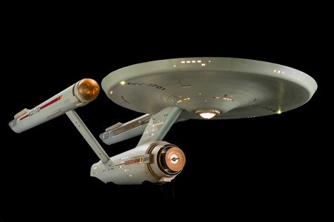 Fully Restored "Star Trek" Enterprise Unveiled at Smithsonian Air and Space Museum  - PopularMechanics.com Star Trek Ship, Star Trek: Enterprise, Enterprise Model, Star Trek Models, Star Trek Wallpaper, Film Star Trek, Uss Enterprise Ncc 1701, Star Trek 1966, Star Trek Episodes