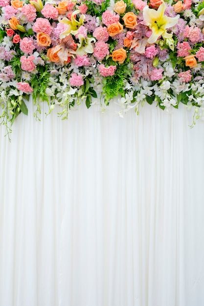 Photo floral backdrop in cozy room at th... | Premium Photo #Freepik #photo #wedding-decoration #wedding-bouquet #wedding-stage #rose Wedding Photo Background, House Front Wall Design, Background Photo Studio, Flower Curtain, Wedding Backdrop Design, Studio Background Images, Rose Background, Instagram Frame Template, Floral Backdrop