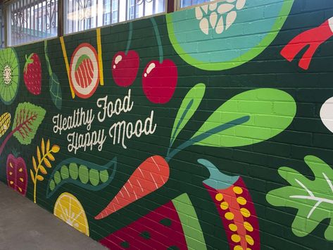 Canteen Mural in Kensington, Sydney for Kensington Public School. Cafeteria Mural Ideas, Food Wall Art Paintings, Food Wall Mural, Food Mural Art, Murals In Schools, Primary School Mural, Community Garden Mural, Canteen Wall Art, Mural Ideas School