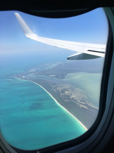 Arriving in Cancun Mexico 4-8-18 Cancun Mexico Aesthetic, Cancun Aesthetic, Mexico Airport, Fun Activities With Friends, Riu Cancun, Plane View, Cancun Airport, Cancun Trip, Mexico Cancun