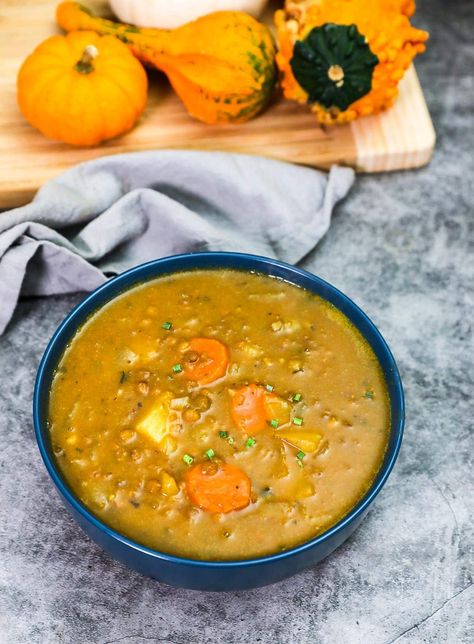 Lentil Pumpkin Soup Soup With Squash, Pumpkin Lentil Soup, Lentil Sausage, Pumpkin Lentil, Pumpkin Soup Healthy, Soup Pumpkin, Lentil Sausage Soup, Pinto Bean Soup, Vegan Tomato Soup