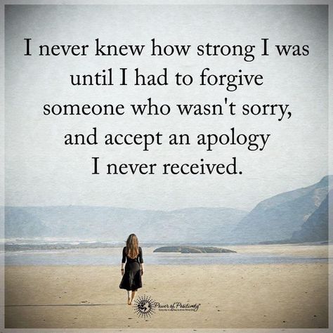 Forgiveness is the key to happiness! Citation Force, Message Positif, Positive Quotes Motivation, Trendy Quotes, Muhammad Ali, New Quotes, Entrepreneur Quotes, Quotes About Strength, Bangkok Thailand