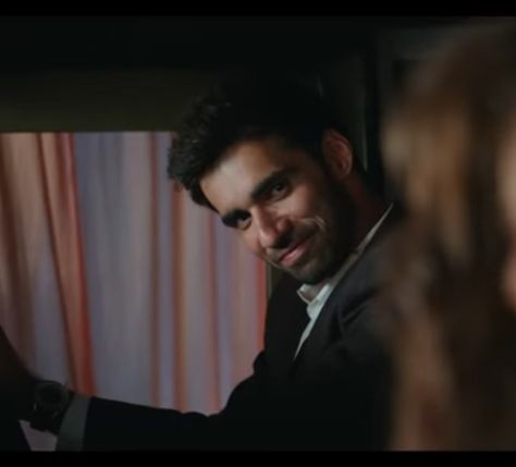 Qais And Laila, Laila Majnu Aesthetic Photos, Qais Bhatt Aesthetic, Laila Majnu Real Pic, Laila Majnu 2018 Movie, Laila Majnu Aesthetic, Laila Majnu 2018, Avinash Tiwary, Imtiaz Ali