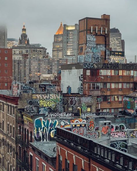 Just trying to make a new preset. Have I ever told you editing is my least favorite thing New York From Above, Nyc Graffiti, New York City Aesthetic, New York Architecture, Downtown New York, City Lifestyle, New York Photos, City Aesthetic, City Travel