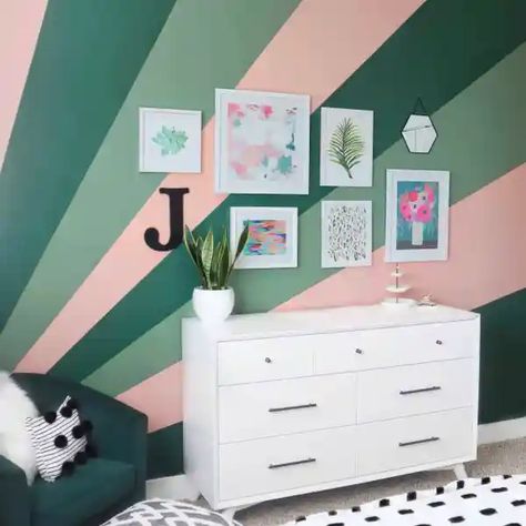 Blog - The House of Smiths 3 Color Accent Wall, Sunburst Painted Wall, Kids Wall Paint Ideas, Diy Wall Designs Paint Ideas, Teen Room Paint Colors, Teen Bedroom Paint Ideas, Bedroom Wall Designs Paint Ideas, Kids Bedroom Paint Ideas, Wall Design Painted