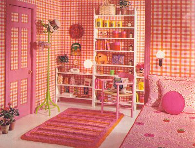 gold country girls: Gingham As A Background Rock Bedroom, 70s Room, Gingham Wallpaper, Barbie Bedroom, Teenage Girl Room, Orange Gingham, 70s Interior, Retro Bedrooms, Bedroom Orange