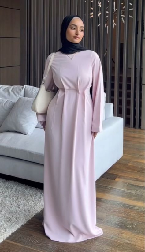 Modest Islamic Dresses, Islamic Fashion Dresses, Outfit Dinner, Modest Dresses Fashion, Muslimah Dress, Muslim Women Fashion, Gown Styles, Mode Abaya, Modest Dresses Casual