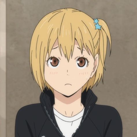 Blonde Anime Characters, Yachi Hitoka, Haikyuu Yachi, Baby Crows, Haikyuu Karasuno, Best Anime Couples, Haikyuu Characters, Anime Monochrome, Anime Screenshots